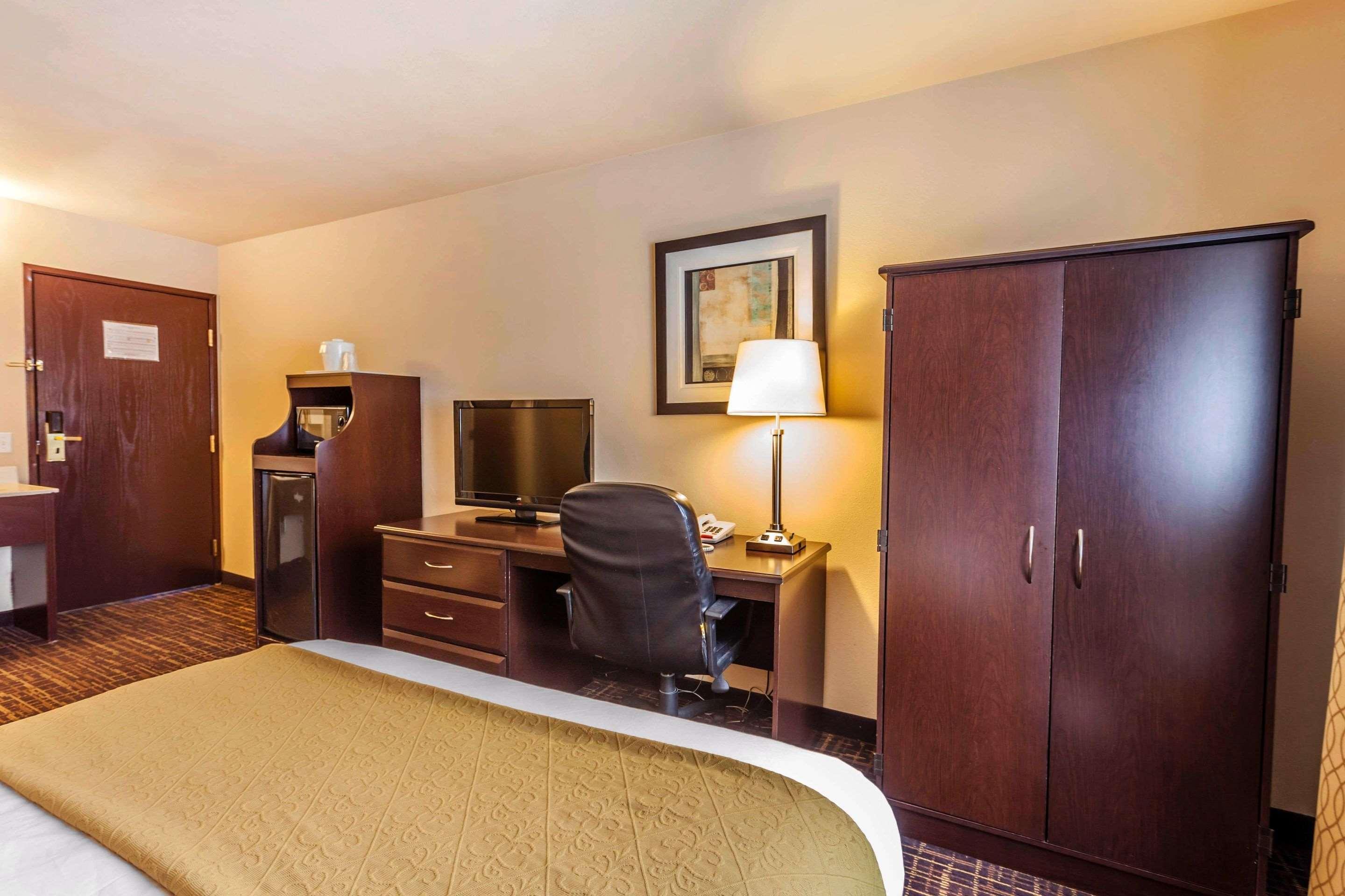 Quality Inn Arlington Exterior foto